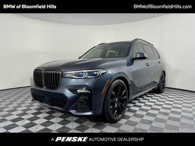 2022 BMW X7 M50i AWD photo