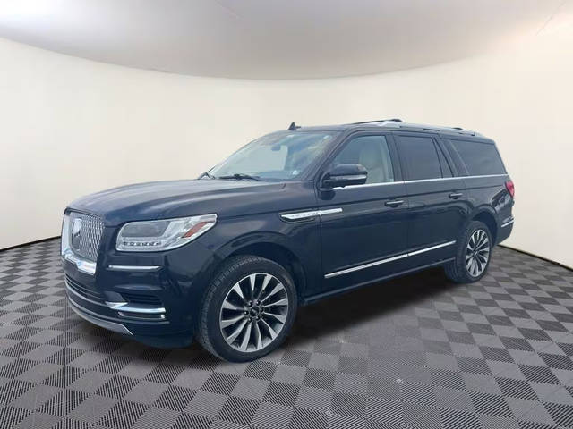 2021 Lincoln Navigator L Reserve 4WD photo