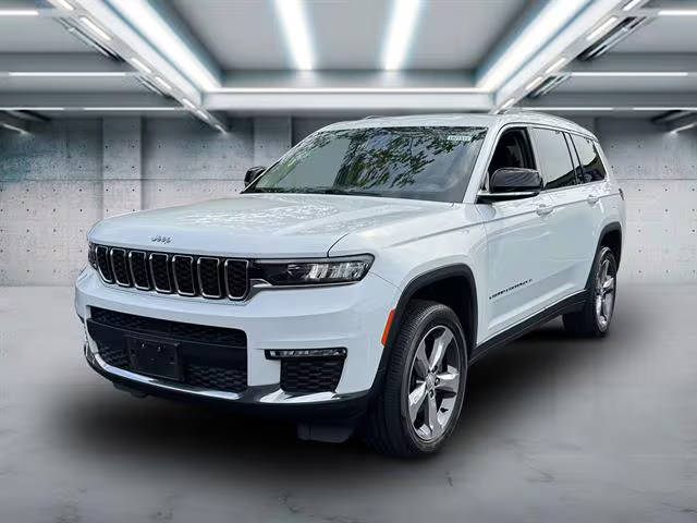 2022 Jeep Grand Cherokee L Limited 4WD photo