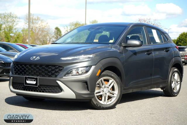 2022 Hyundai Kona SE AWD photo