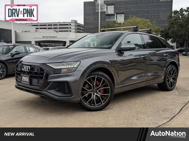 2022 Audi Q8 Prestige AWD photo