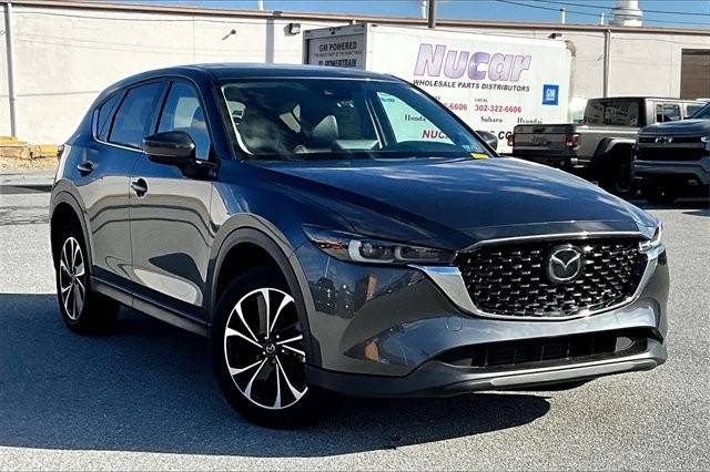 2022 Mazda CX-5 2.5 S Premium Package AWD photo