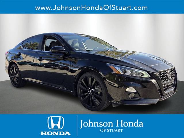 2022 Nissan Altima 2.5 SR AWD photo