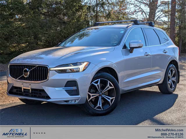 2022 Volvo XC60 Momentum AWD photo