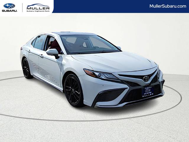 2022 Toyota Camry XSE V6 FWD photo