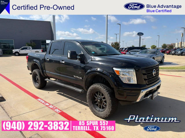 2021 Nissan Titan SV 4WD photo