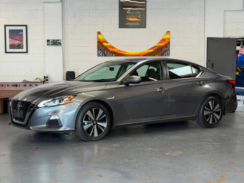 2021 Nissan Altima 2.5 SV FWD photo