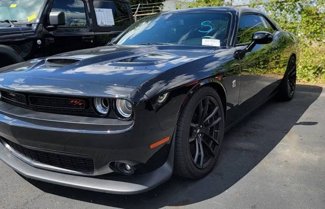 2021 Dodge Challenger R/T Scat Pack RWD photo