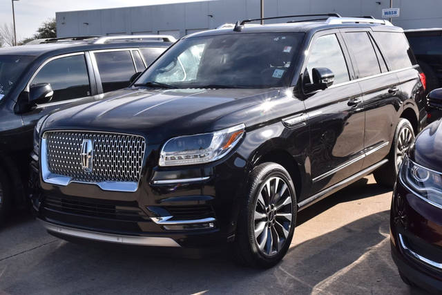 2021 Lincoln Navigator Reserve 4WD photo