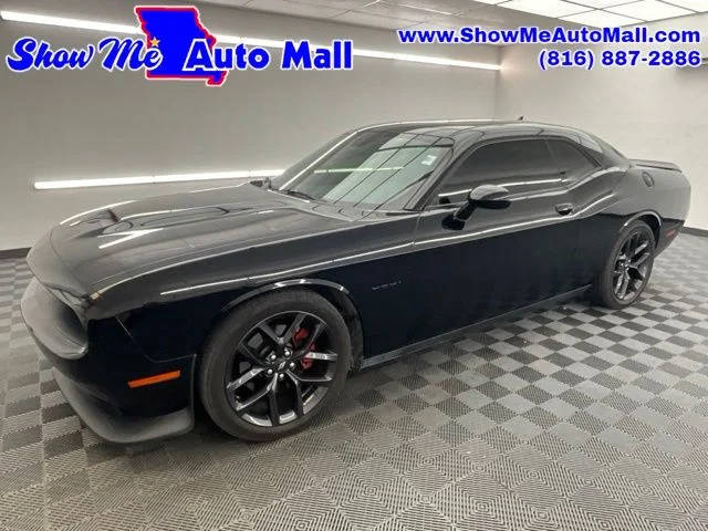 2021 Dodge Challenger R/T RWD photo