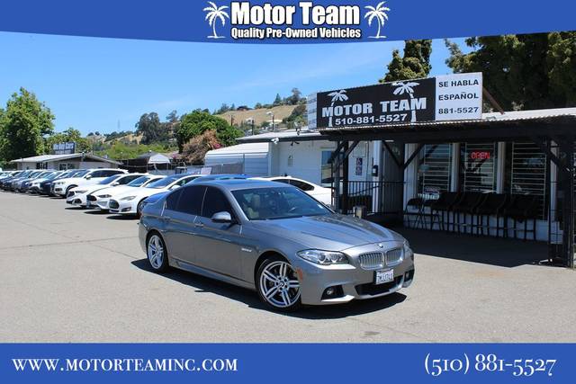 2015 BMW 5 Series 550i RWD photo