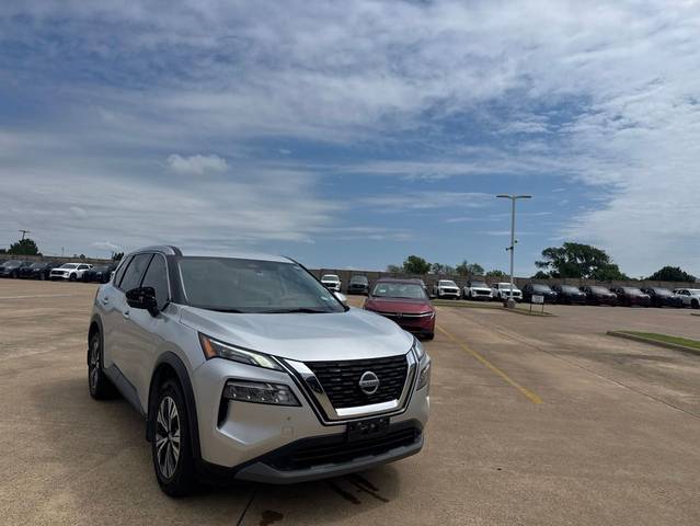 2021 Nissan Rogue SV FWD photo