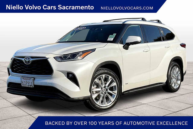 2022 Toyota Highlander Hybrid Limited AWD photo