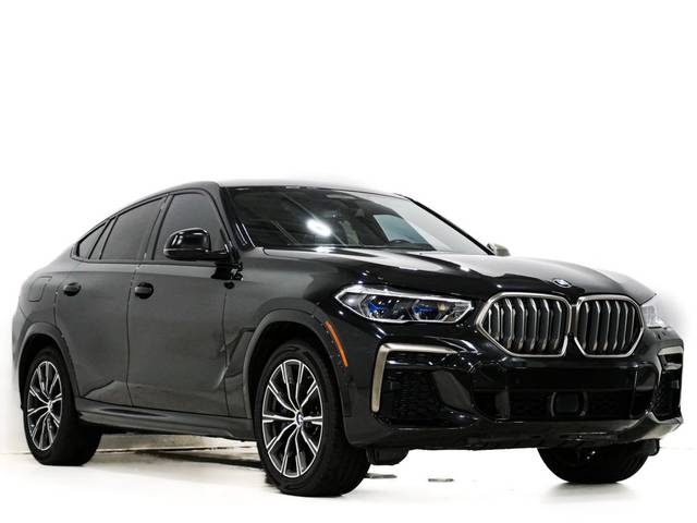 2022 BMW X6 M50i AWD photo