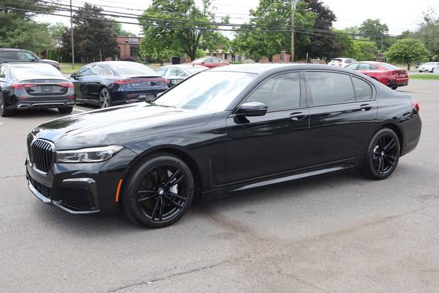2022 BMW 7 Series 750i xDrive AWD photo