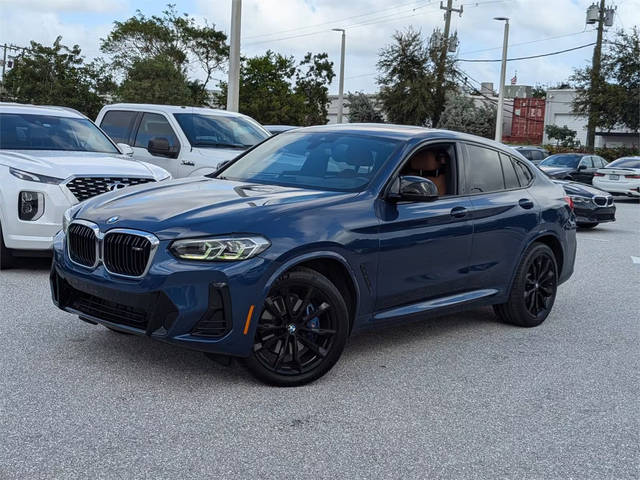 2022 BMW X4 M40i AWD photo