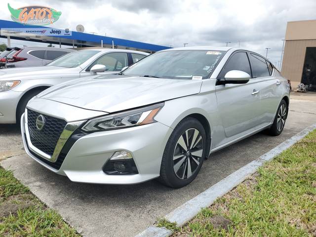 2022 Nissan Altima 2.5 SL FWD photo