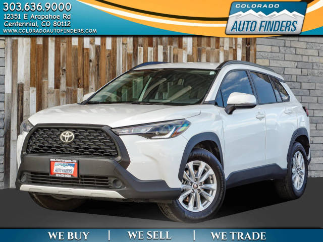 2022 Toyota Corolla Cross LE AWD photo