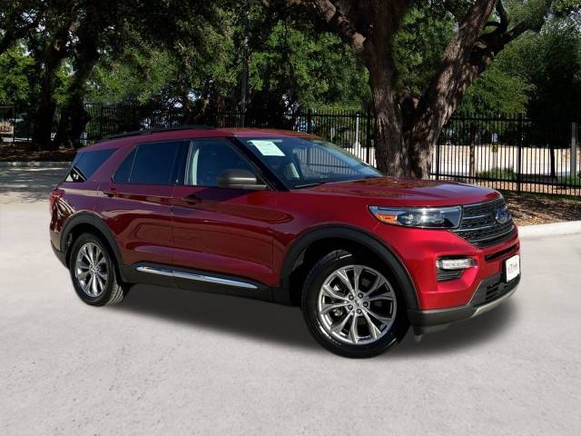 2022 Ford Explorer XLT RWD photo