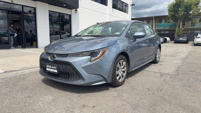 2022 Toyota Corolla LE FWD photo