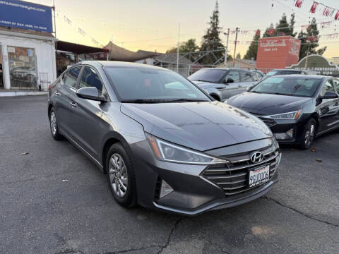 2019 Hyundai Elantra SE FWD photo