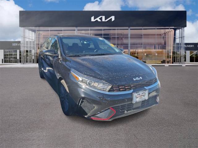 2022 Kia Forte GT-Line FWD photo