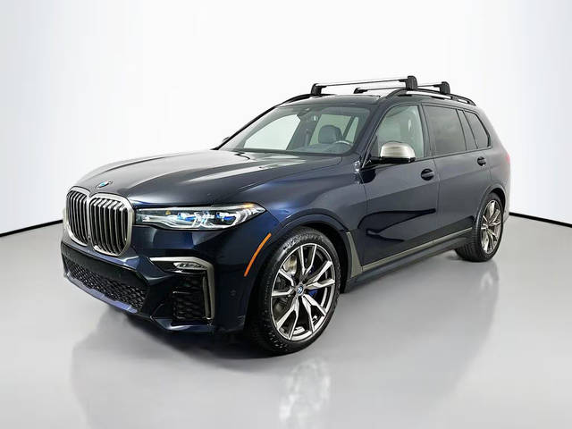 2022 BMW X7 M50i AWD photo
