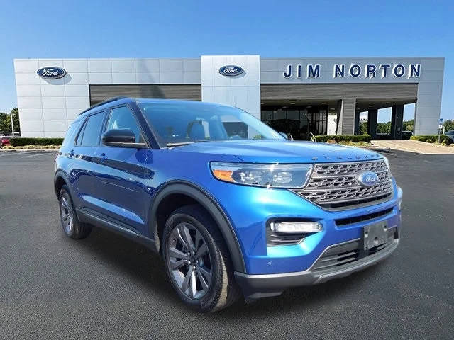 2022 Ford Explorer XLT 4WD photo