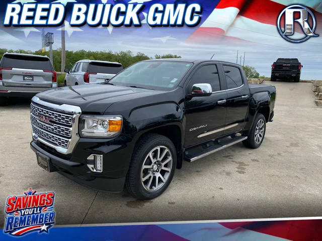 2021 GMC Canyon 4WD Denali 4WD photo