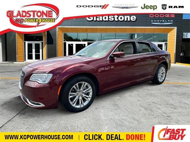 2021 Chrysler 300 Touring L RWD photo