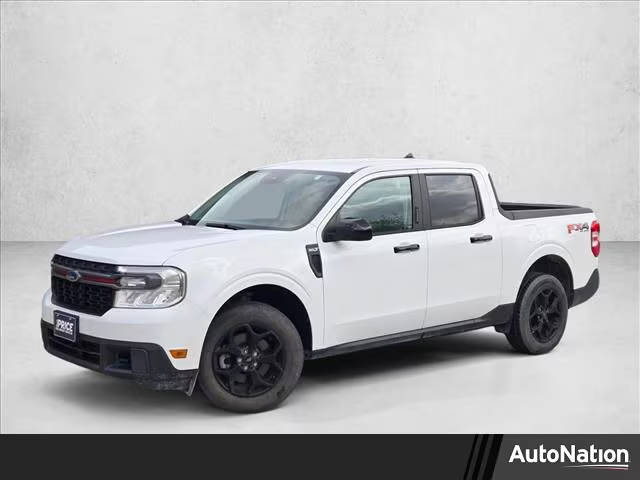 2022 Ford Maverick XLT AWD photo
