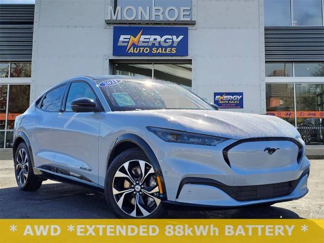 2021 Ford Mustang Mach-E Premium AWD photo