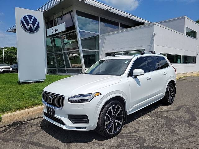 2021 Volvo XC90 Momentum AWD photo
