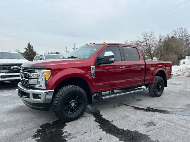 2017 Ford F-250 Super Duty Lariat 4WD photo