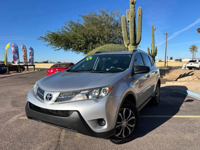 2015 Toyota RAV4 LE FWD photo