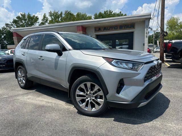 2021 Toyota RAV4 Limited FWD photo