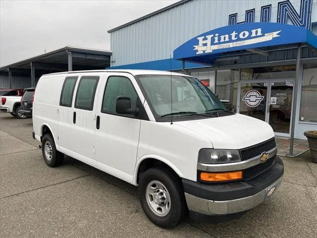 2019 Chevrolet Express Cargo  RWD photo