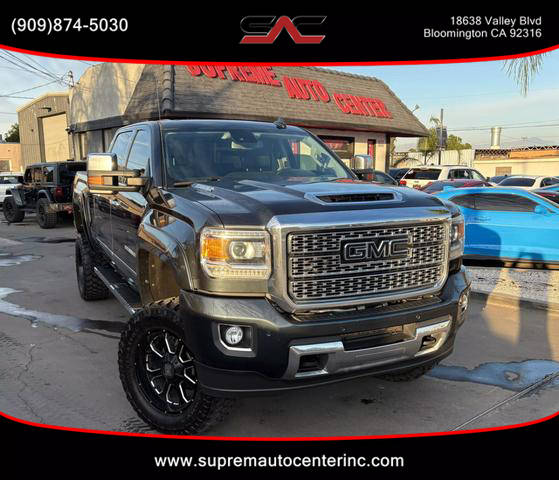 2019 GMC Sierra 2500HD Denali 4WD photo