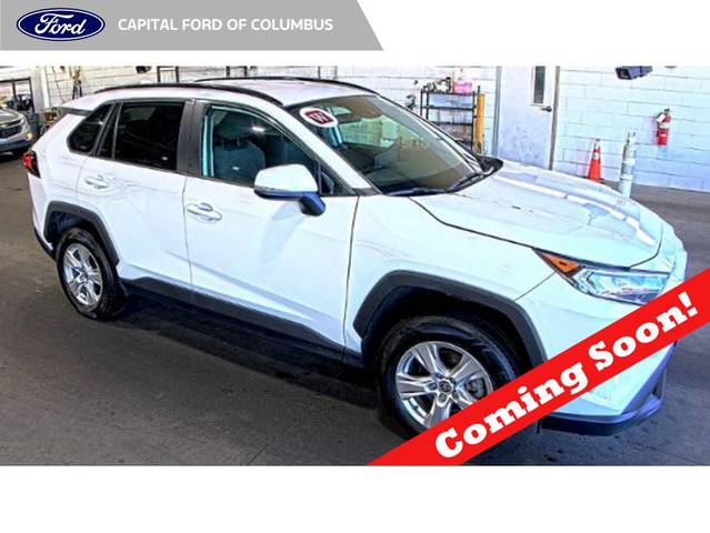 2021 Toyota RAV4 XLE AWD photo
