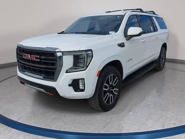 2022 GMC Yukon XL AT4 4WD photo