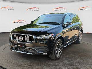 2022 Volvo XC90 Momentum AWD photo