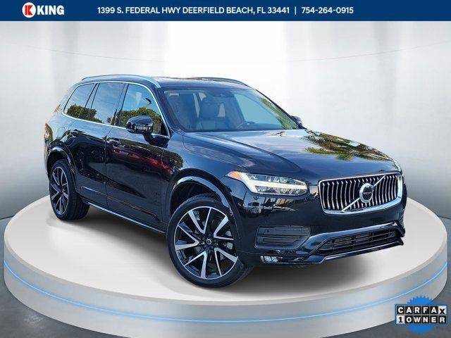 2022 Volvo XC90 Momentum AWD photo