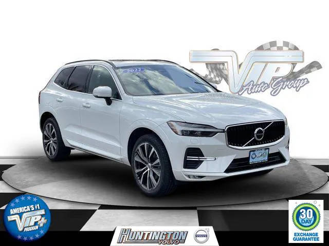 2022 Volvo XC60 Momentum AWD photo