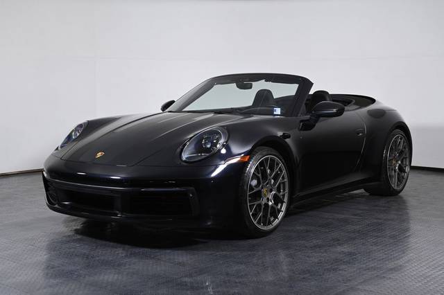 2022 Porsche 911 Carrera RWD photo
