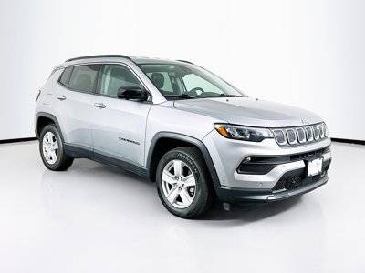 2022 Jeep Compass Latitude 4WD photo