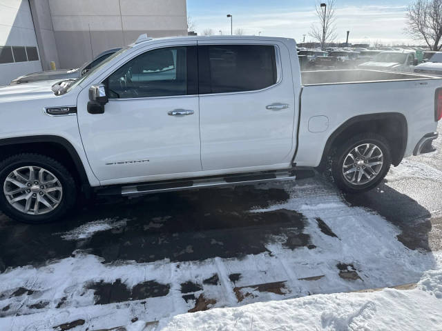 2022 GMC Sierra 1500 SLT 4WD photo
