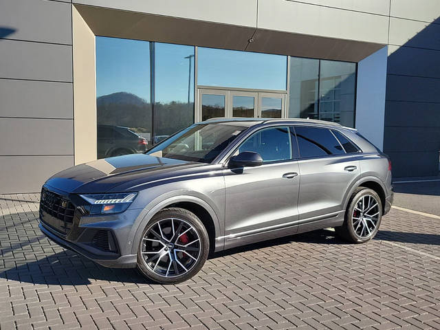 2022 Audi Q8 Premium Plus AWD photo