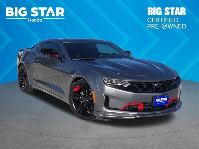 2022 Chevrolet Camaro 2LT RWD photo
