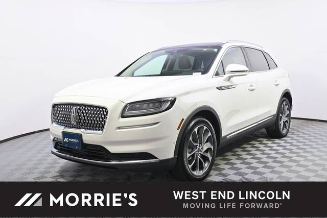 2022 Lincoln Nautilus Reserve AWD photo