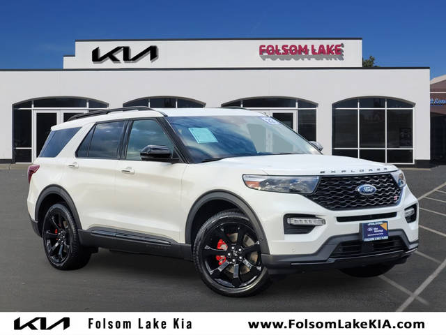 2022 Ford Explorer ST 4WD photo